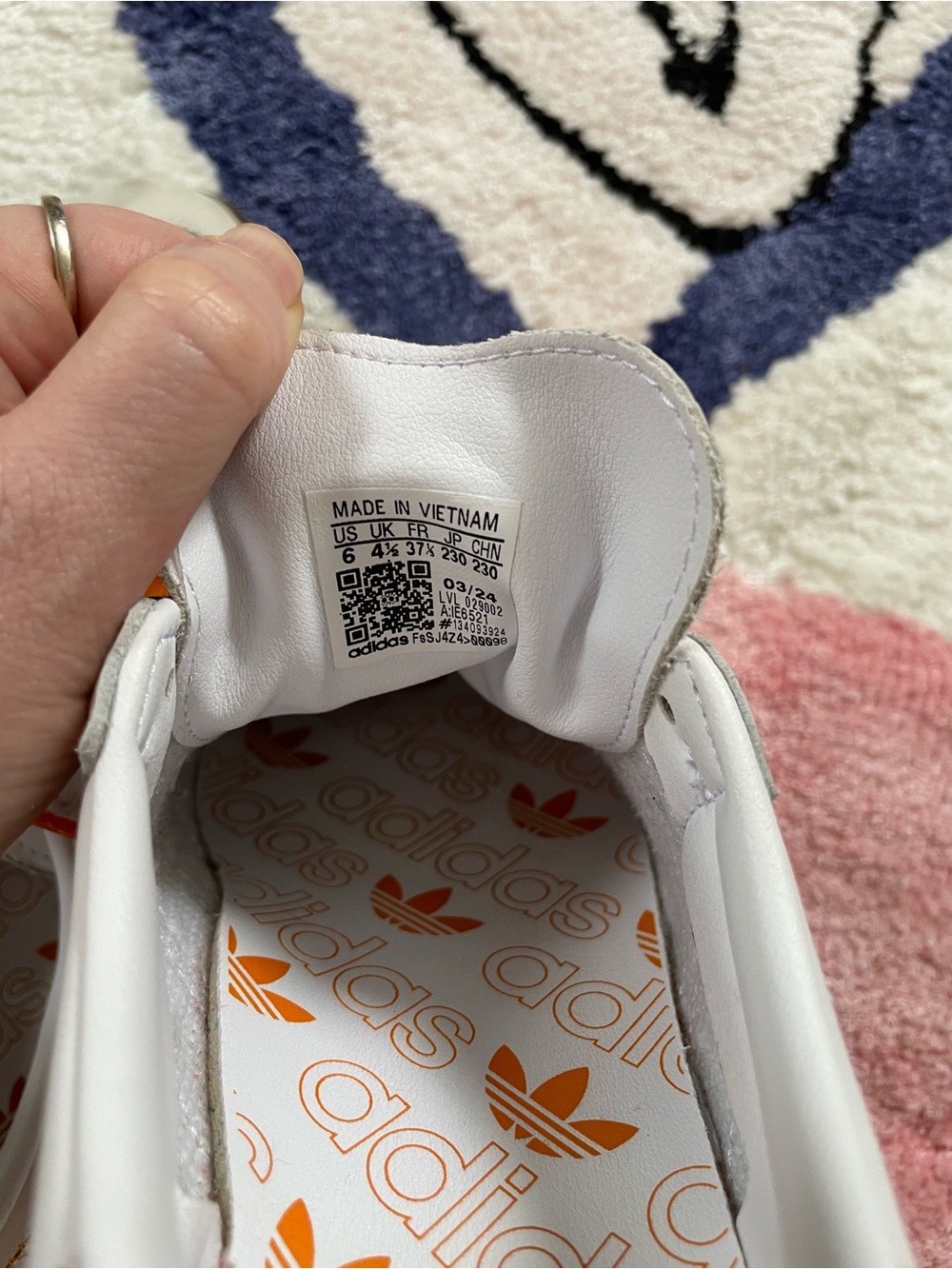Adidas Samba OG shoes Cloud White / Eqt Orange / Off White IE6521 women's 6 - Picture 10 of 11